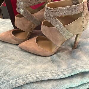 Vince Camuto Tan Stiletto Heels with Crisscross Straps